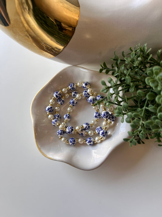 Blue Floral Beaded Bracelet