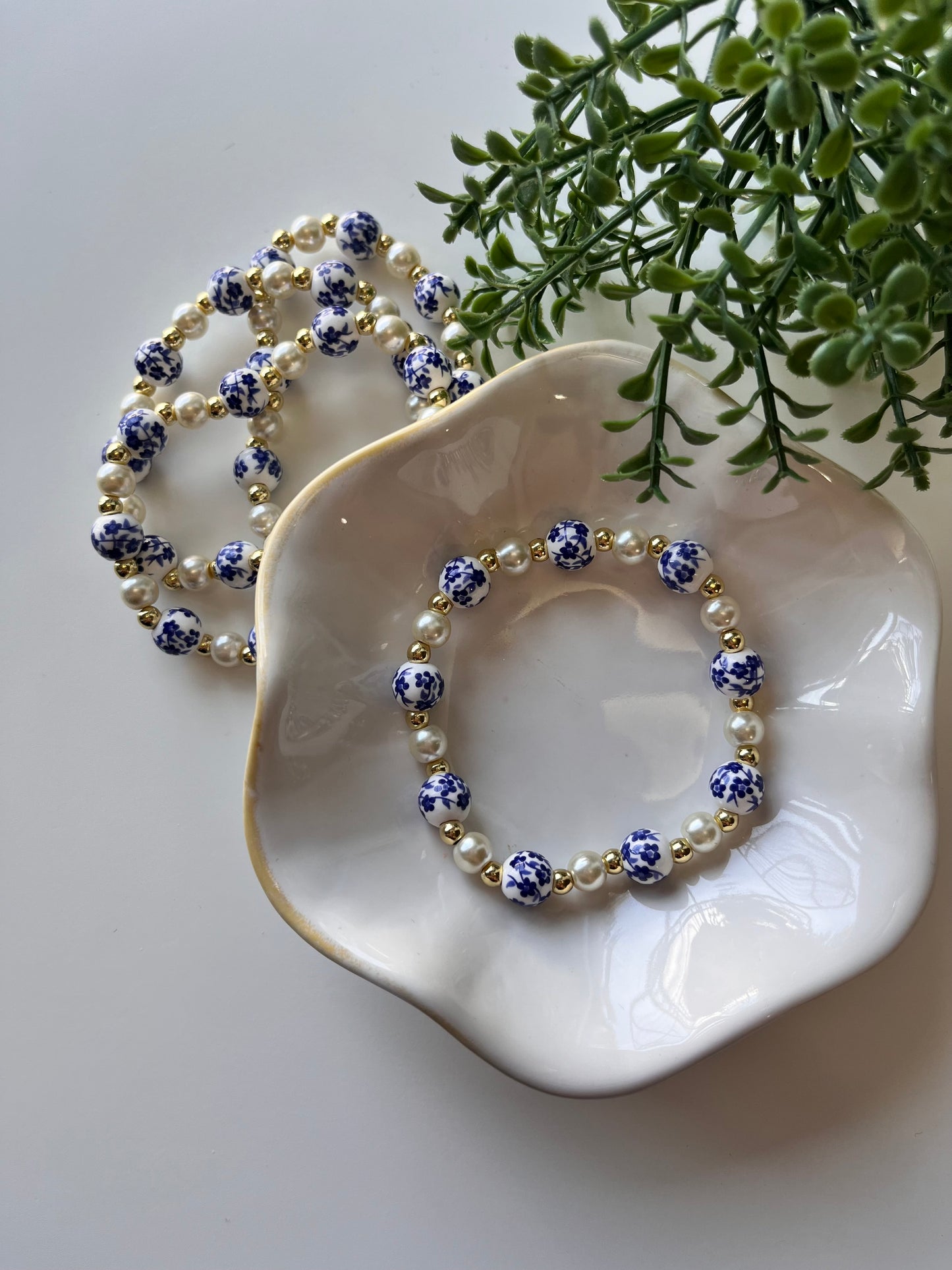 Blue Floral Beaded Bracelet