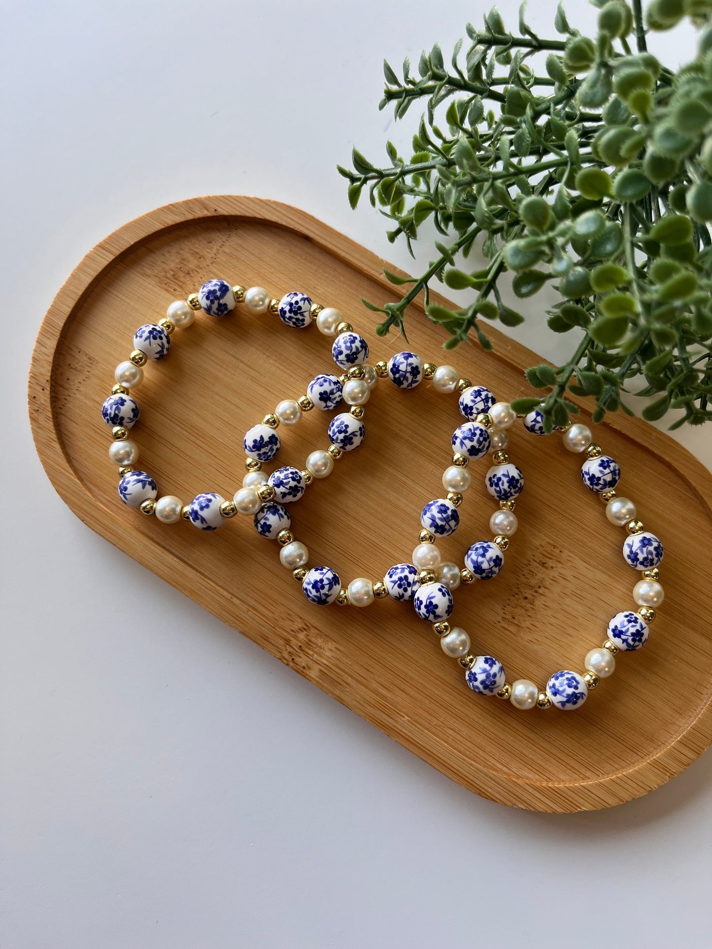 Blue Floral Beaded Bracelet
