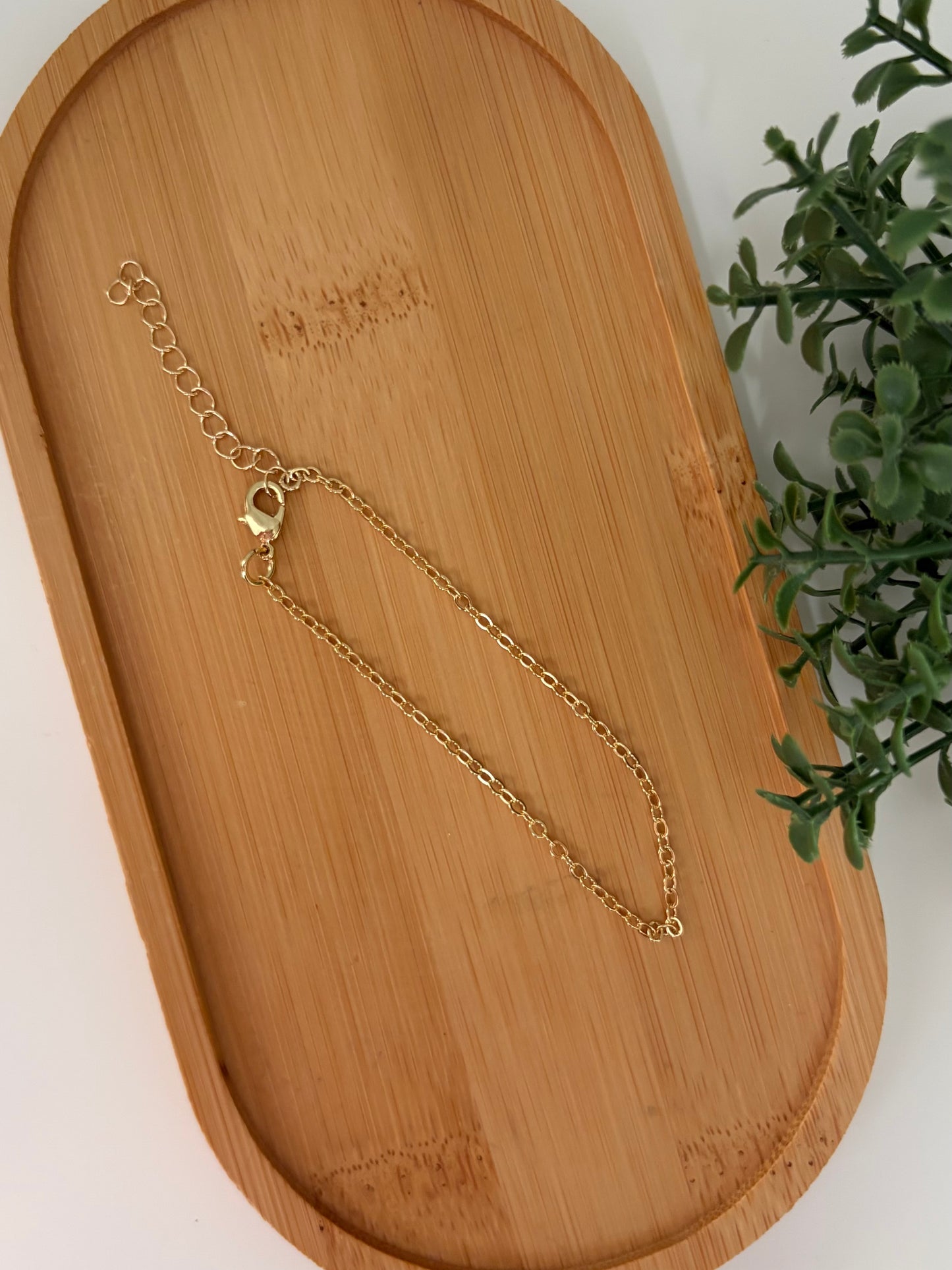 Gold Dainty Chained Bracelet